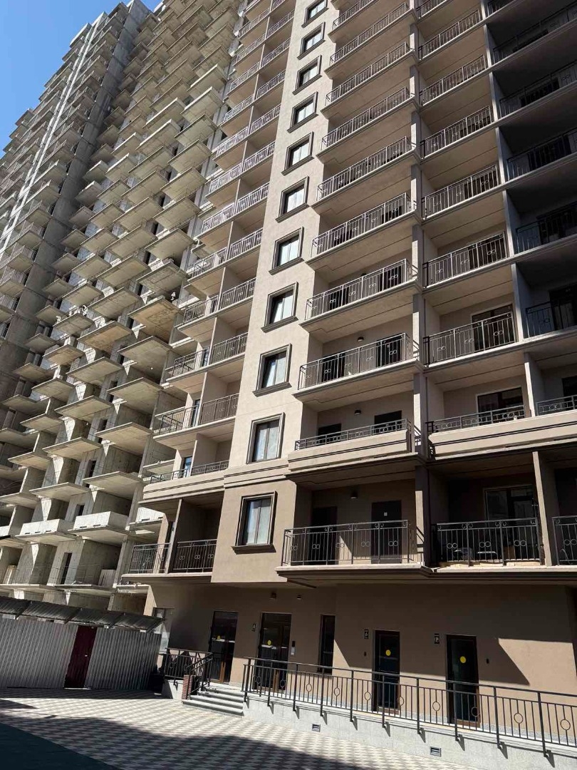 продажа двухкомнатной квартиры номер A-174689 в Приморском районе, фото номер 3
